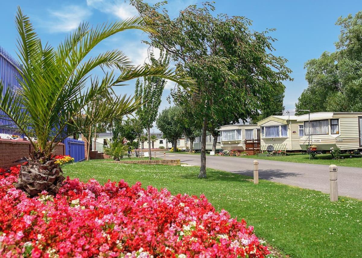 Riverside Caravan Holiday Park Богнор-Риджис Екстер'єр фото