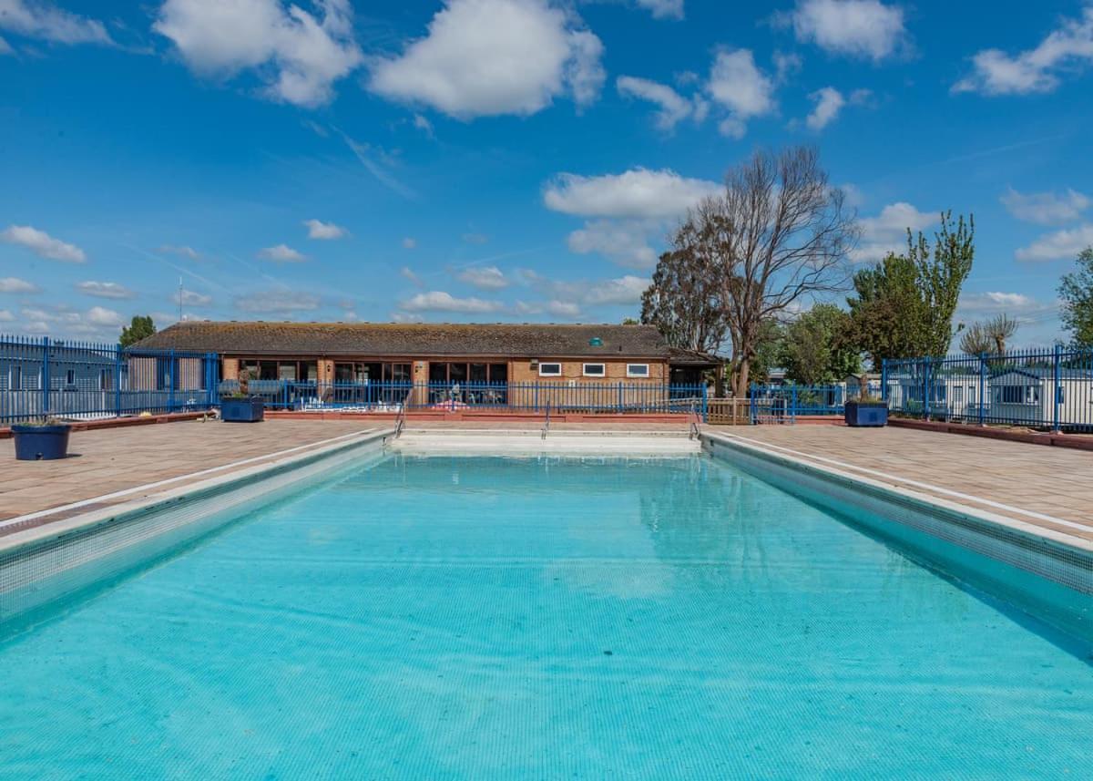 Riverside Caravan Holiday Park Богнор-Риджис Екстер'єр фото